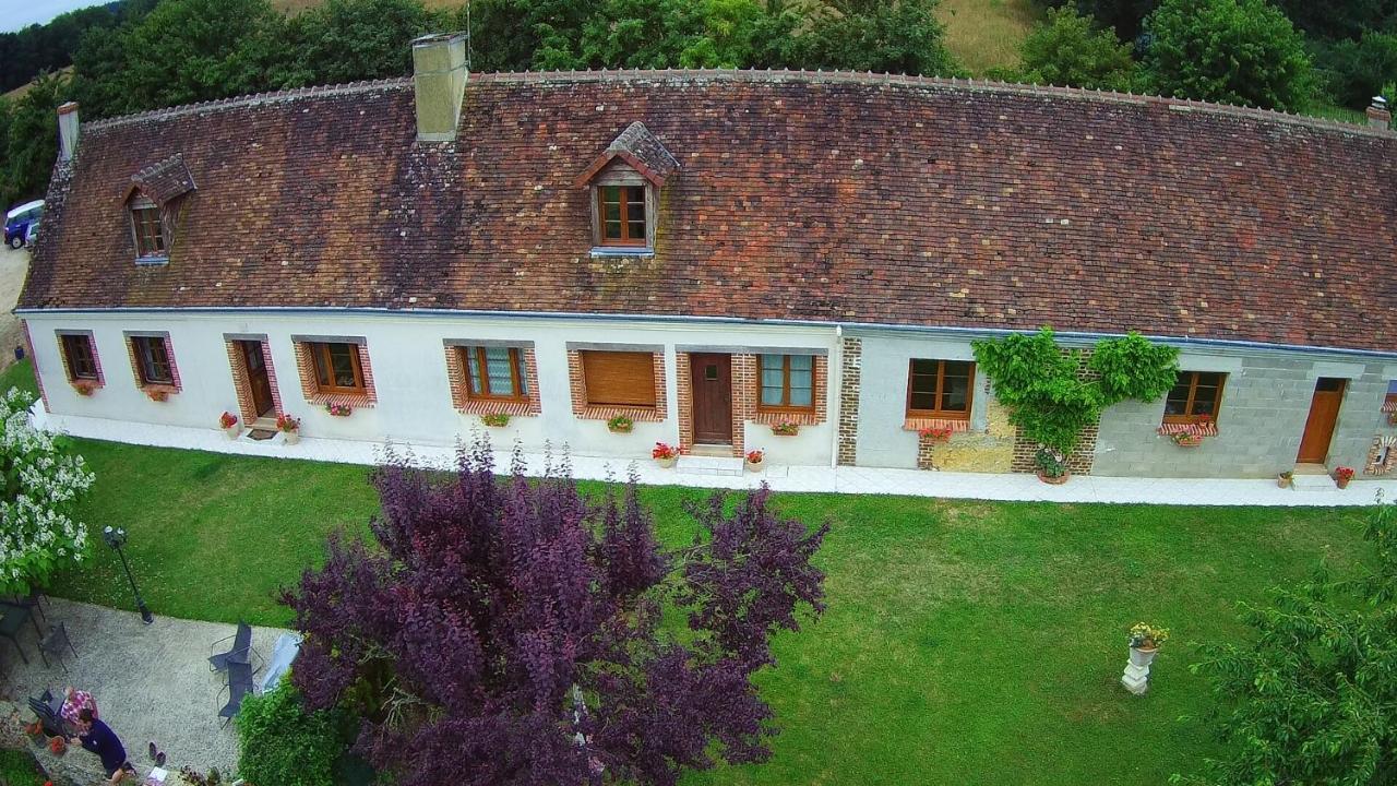 Chambre D'Hote Du Houssay A Valennes 72320 Varennes  Bagian luar foto